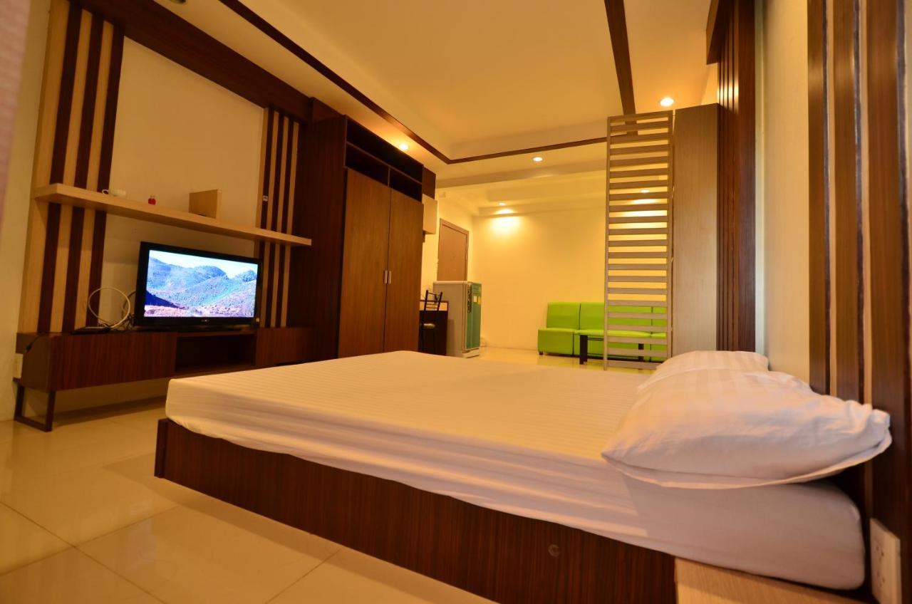 Ze Residence Bangkok Exterior photo